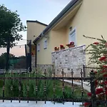 Apartments Flora
